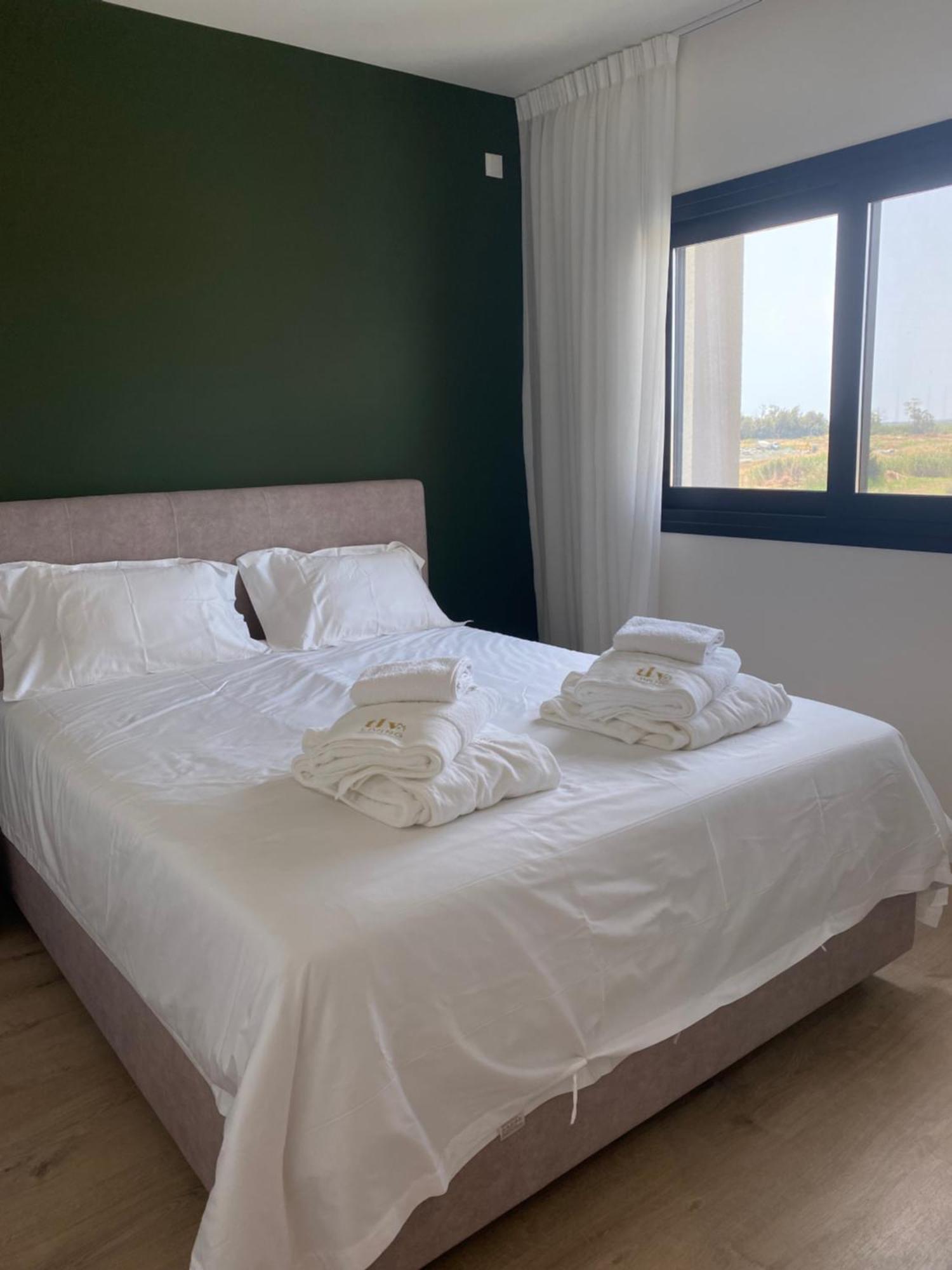 Sunset Gardens - Holiday Apartments - By Tlv Living Лимасол Екстериор снимка