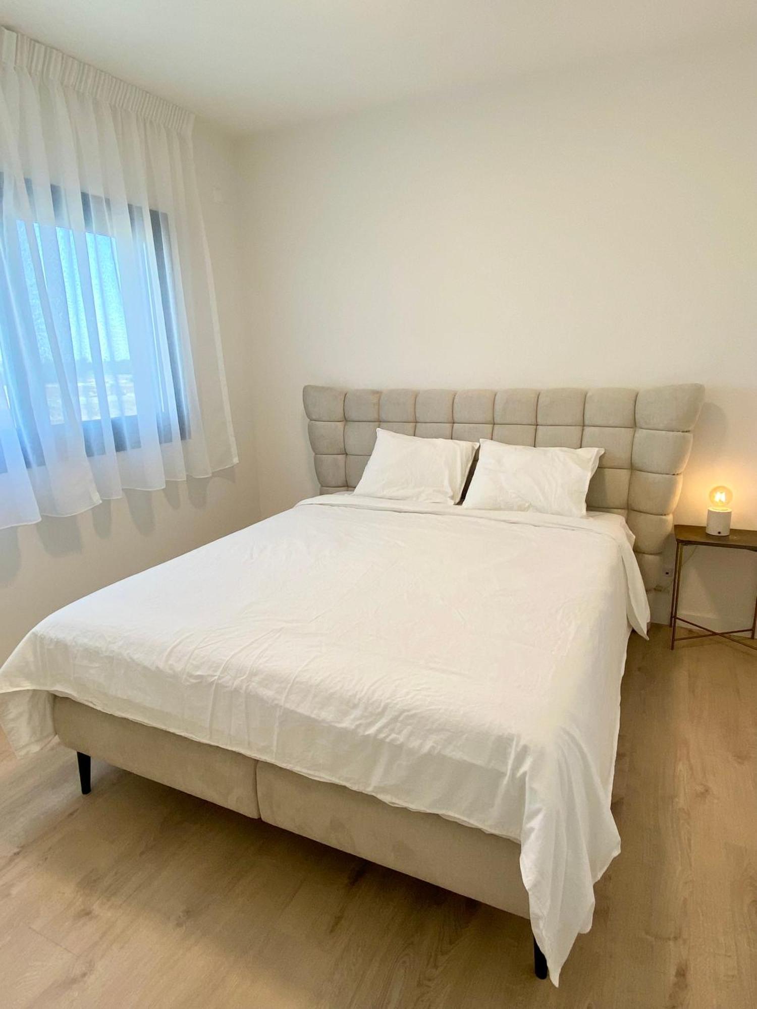 Sunset Gardens - Holiday Apartments - By Tlv Living Лимасол Екстериор снимка