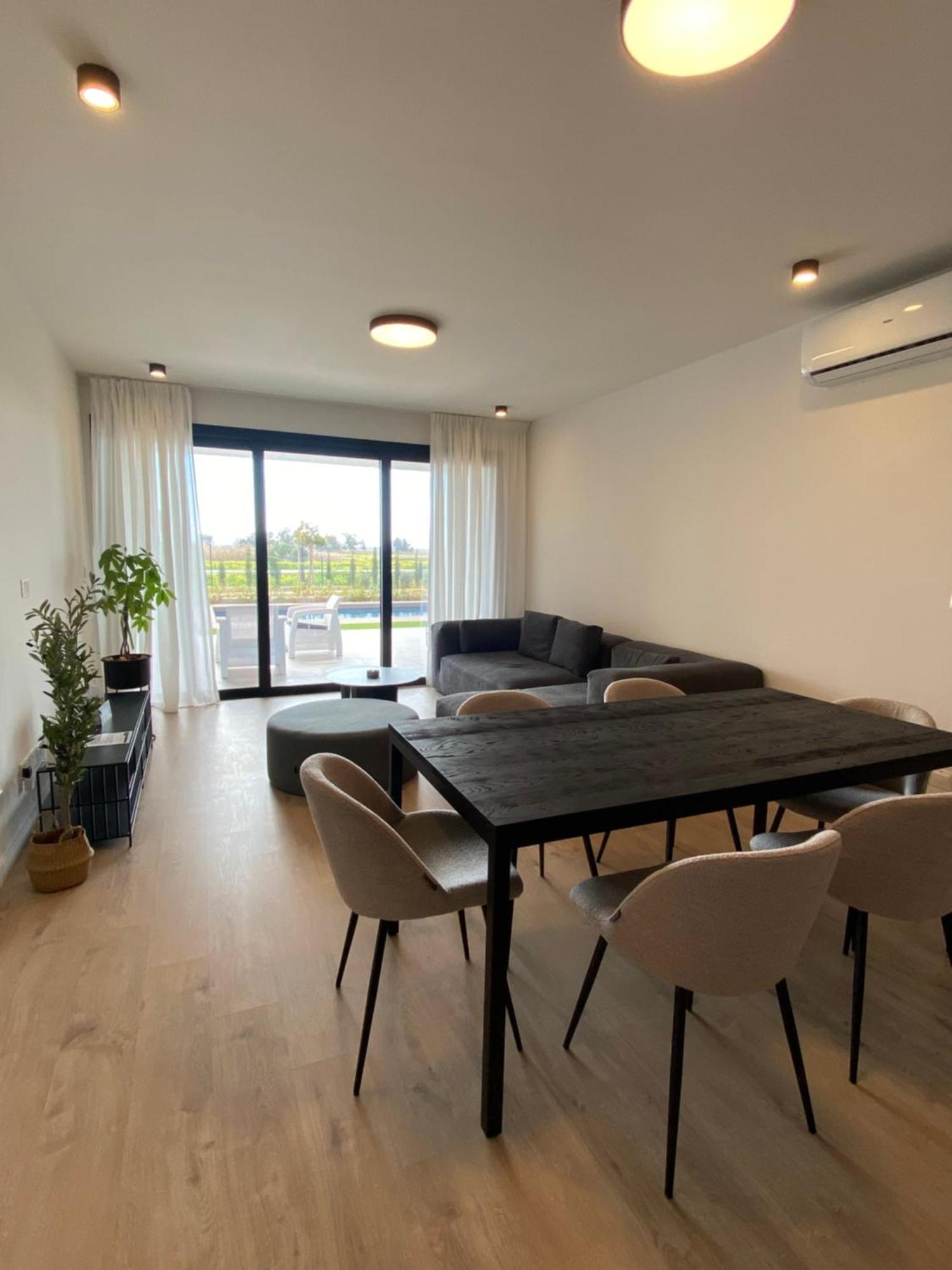Sunset Gardens - Holiday Apartments - By Tlv Living Лимасол Екстериор снимка